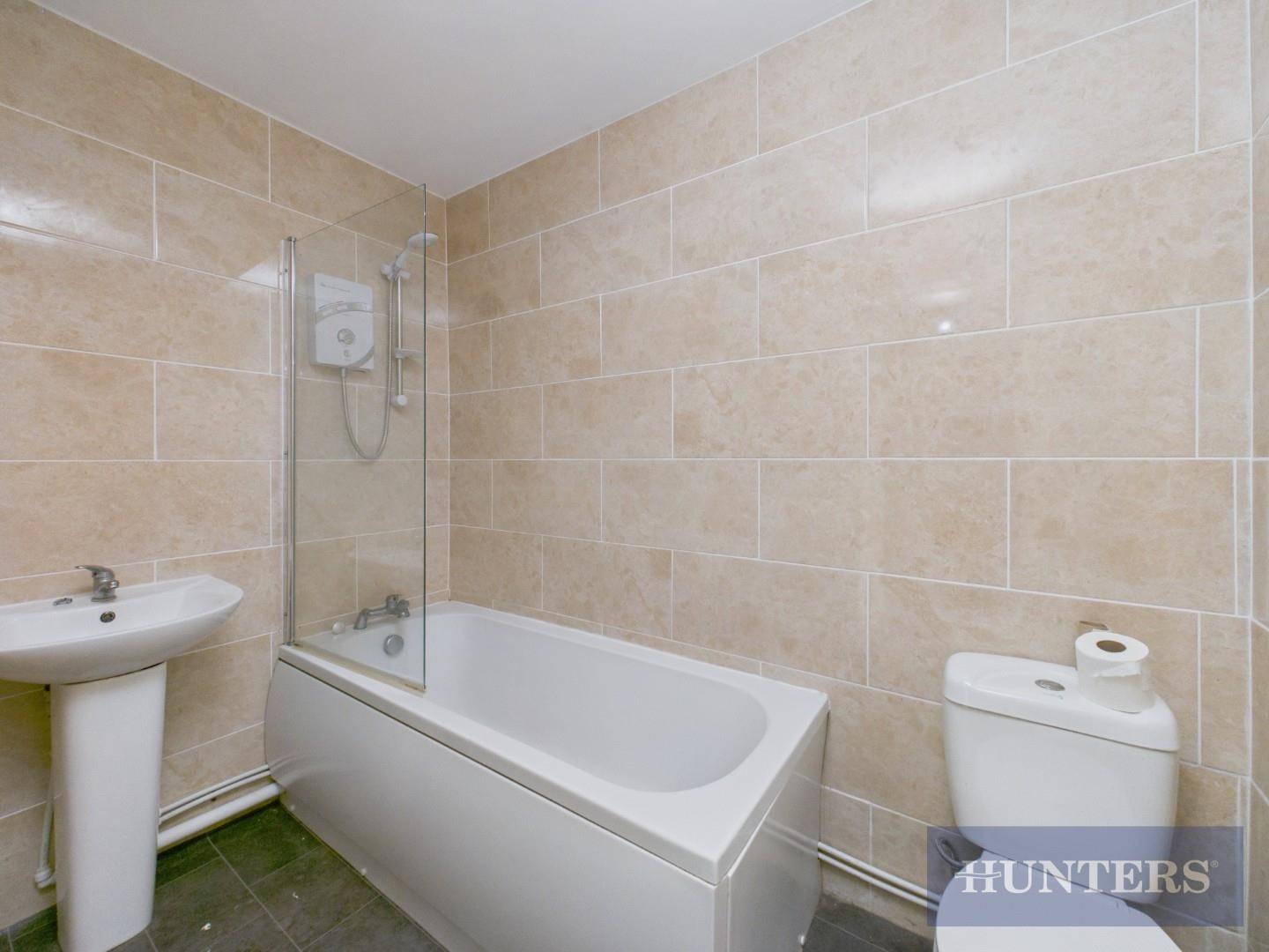 Prince Of Wales Terrace, Scarborough image 13