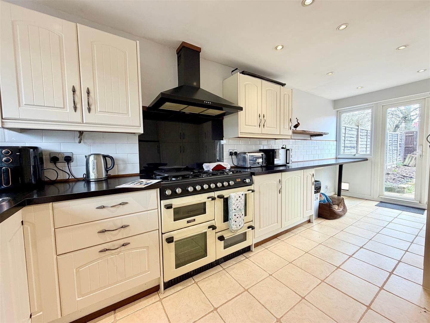 Winters Way, Waltham Abbey image 8