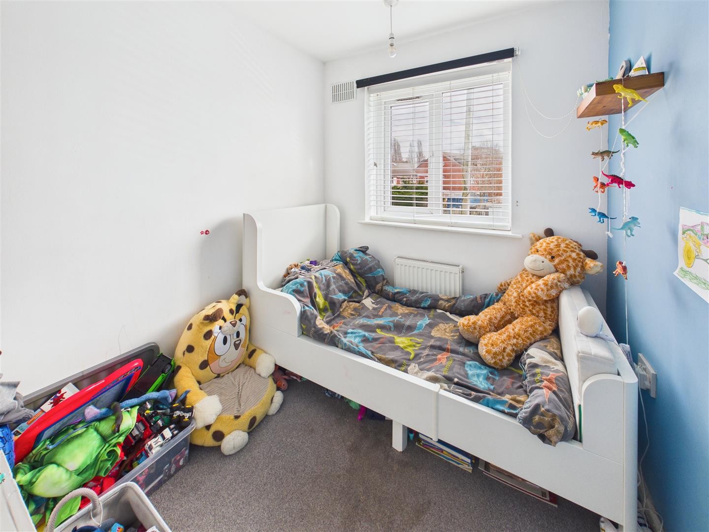 Angela Avenue, Potters Green, Coventry image 9