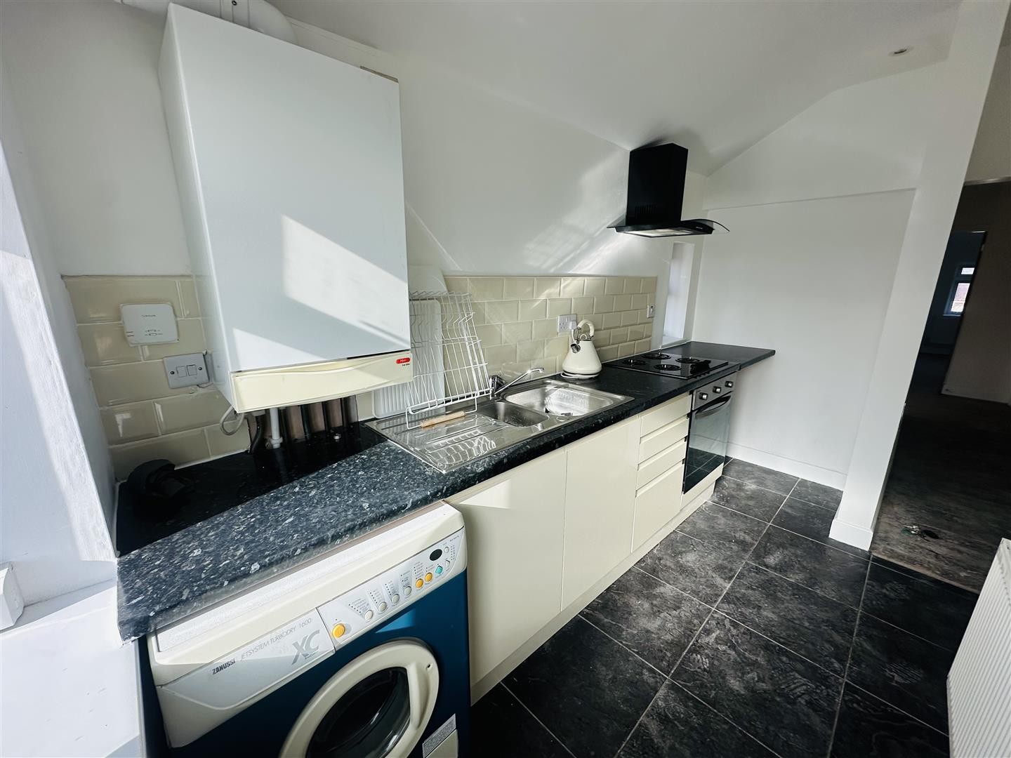 Albany Road, Earlsdon, Coventry * STUNNING APARTMENT * image 2