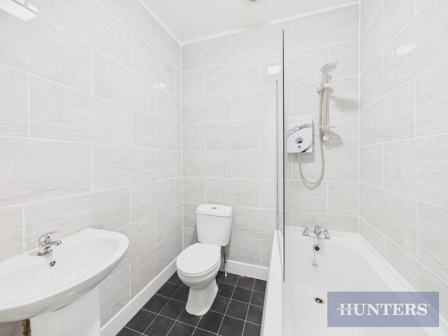 Prince Of Wales Terrace, Scarborough image 10