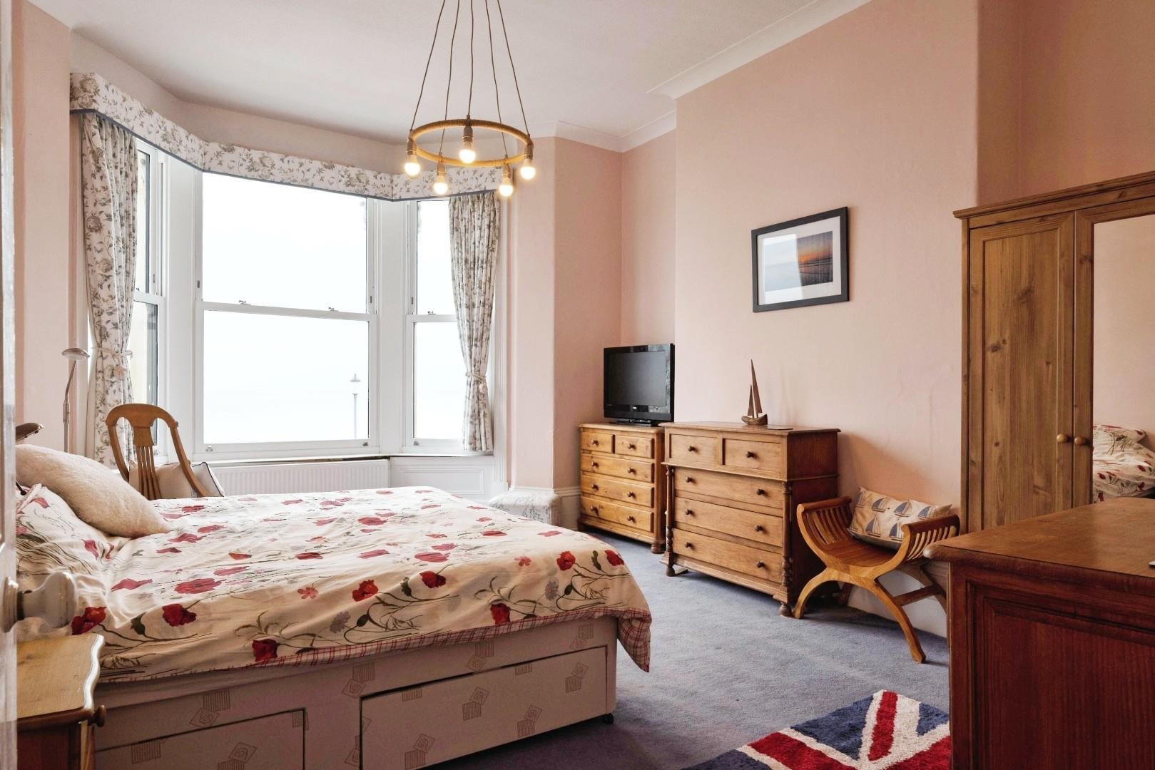 The Crescent, Filey image 11