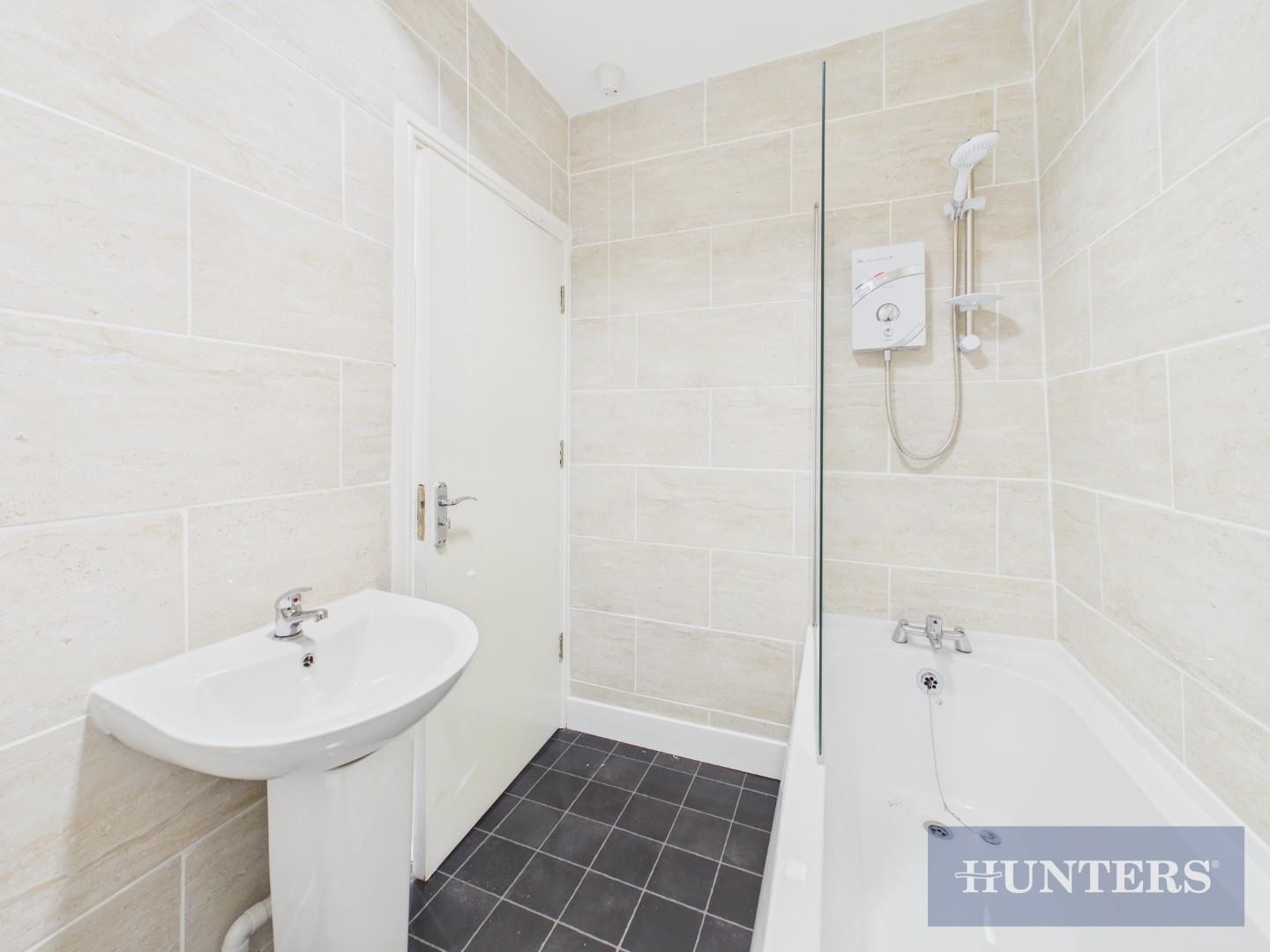 Prince of Wales Terrace, Scarborough image 12