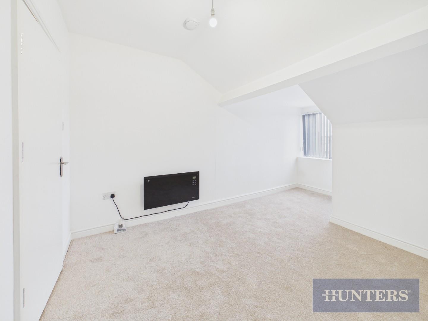 Prince of Wales Terrace, Scarborough image 10