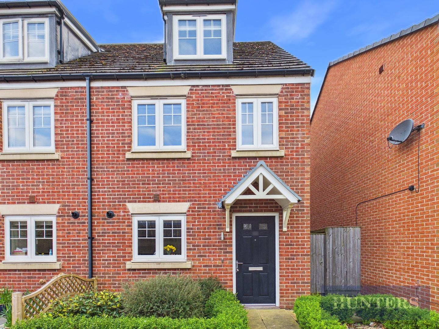 Bramble Way, Scarborough image 1