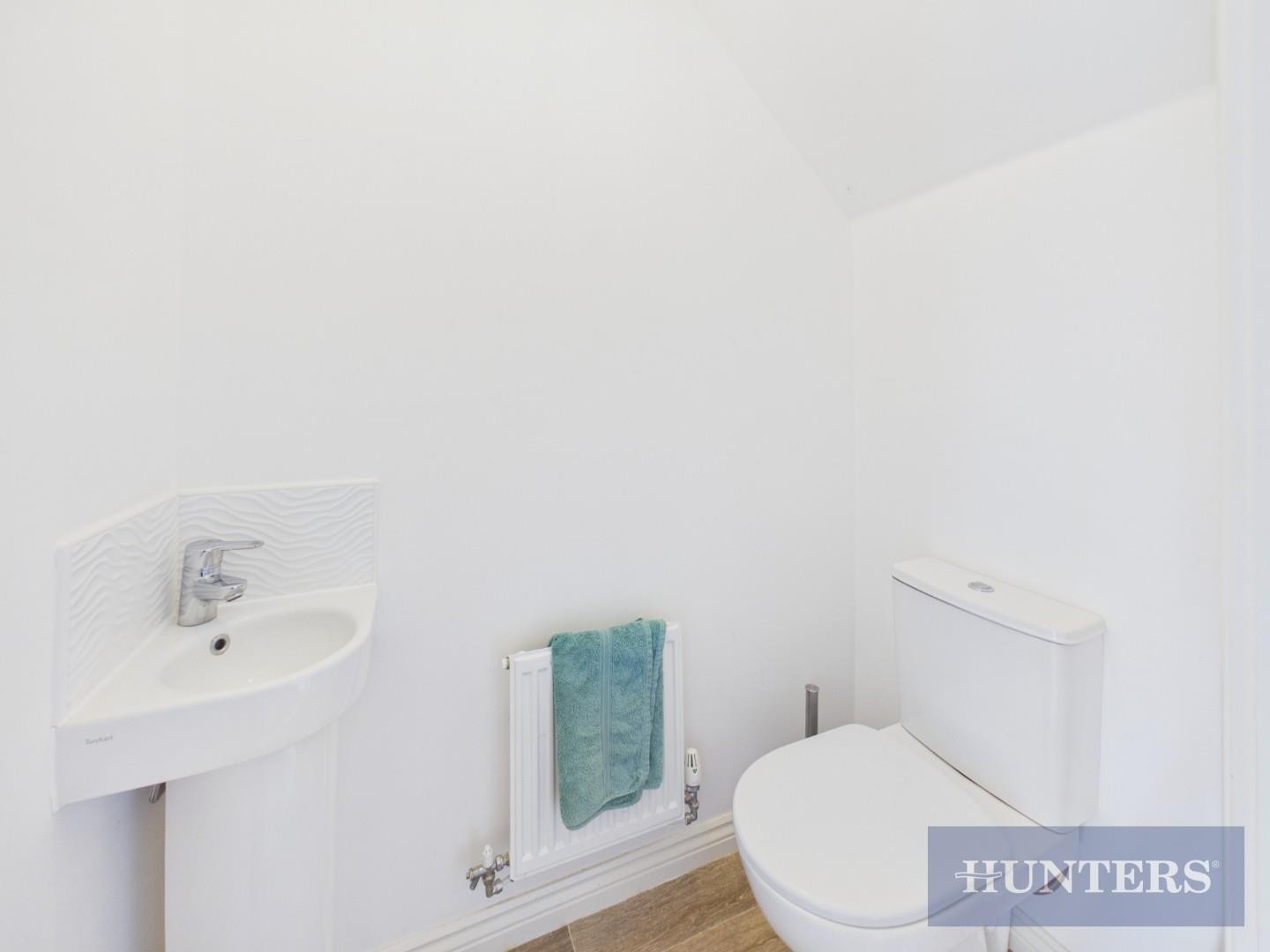 Bramble Way, Scarborough image 7