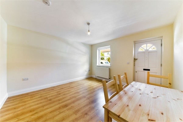 Walton Road, WEST MOLESEY, Surrey image 7