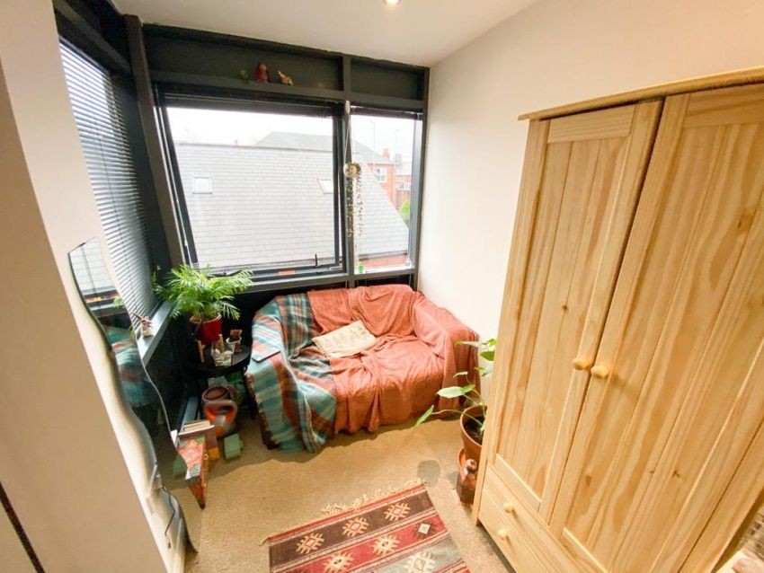 Studio 7 Filey Lane, Broomhall image 4