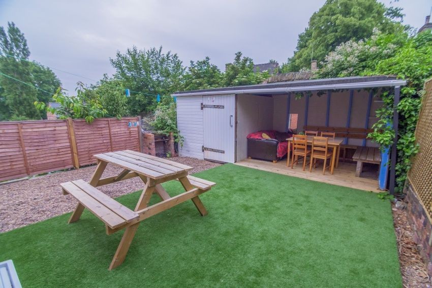 81b Holberry Gardens, Broomhall image 17