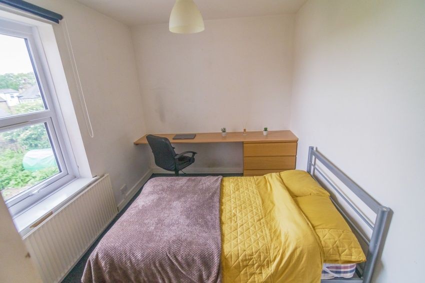 81b Holberry Gardens, Broomhall image 10