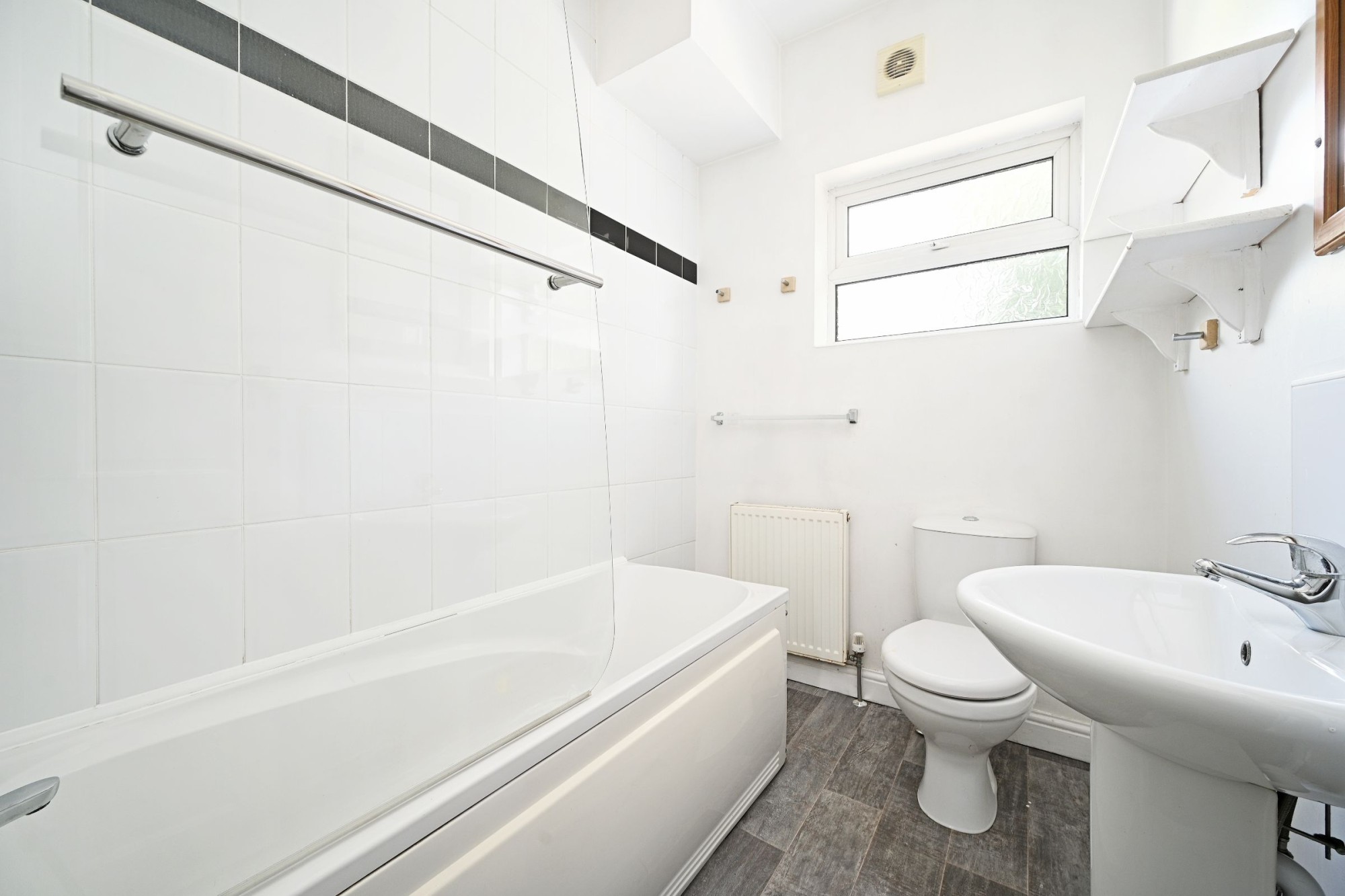 14 Clarke Street, Broomhall image 11