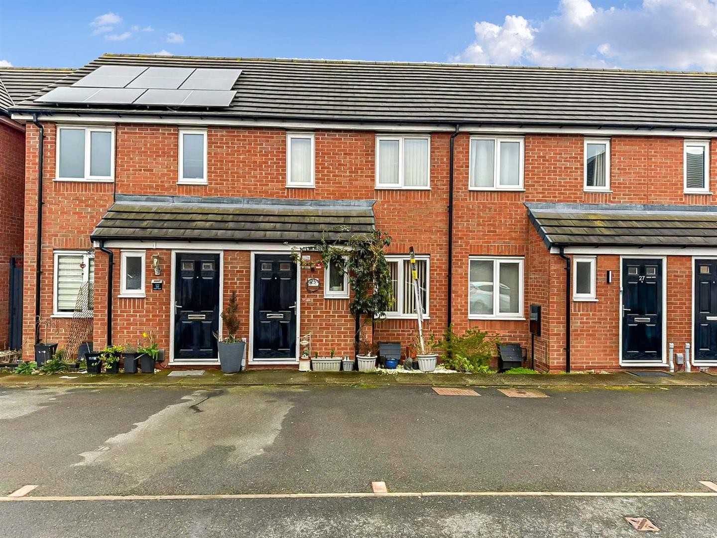 Owens Road, Paragon Park, Coventry *TWO DOUBLE BEDROOMS* image 2