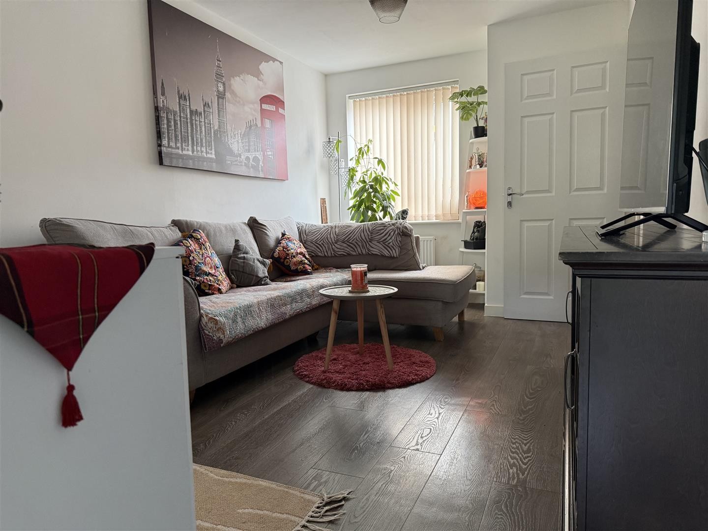 Owens Road, Paragon Park, Coventry *TWO DOUBLE BEDROOMS* image 3