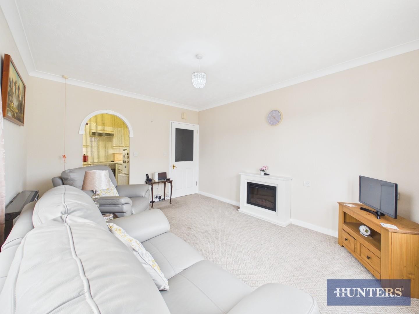 Chapel Court, West Avenue, Filey image 10