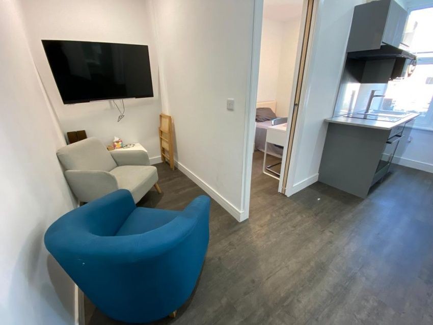 Flat 2 313a Ecclesall Road, Ecclesall image 1