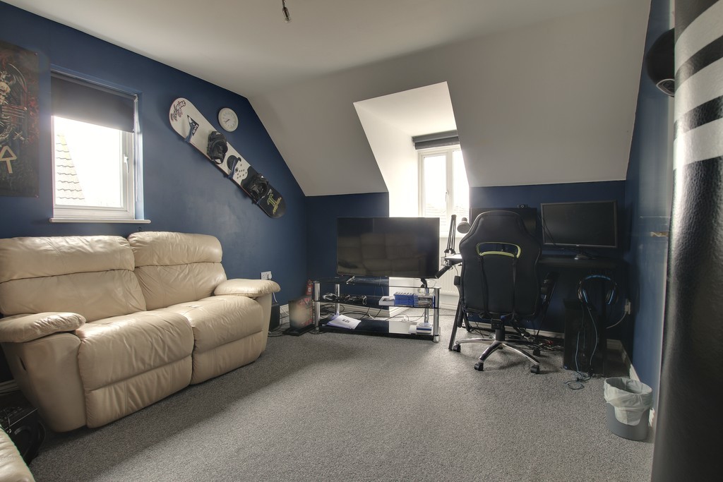 Farriers Gate, Chatteris image 10