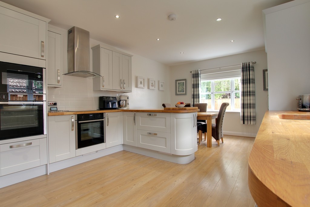 Westfield Road, Manea image 1