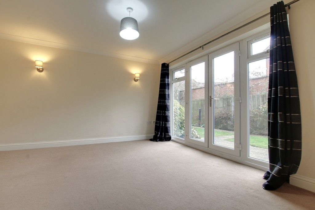 Old Station Place, Chatteris image 3