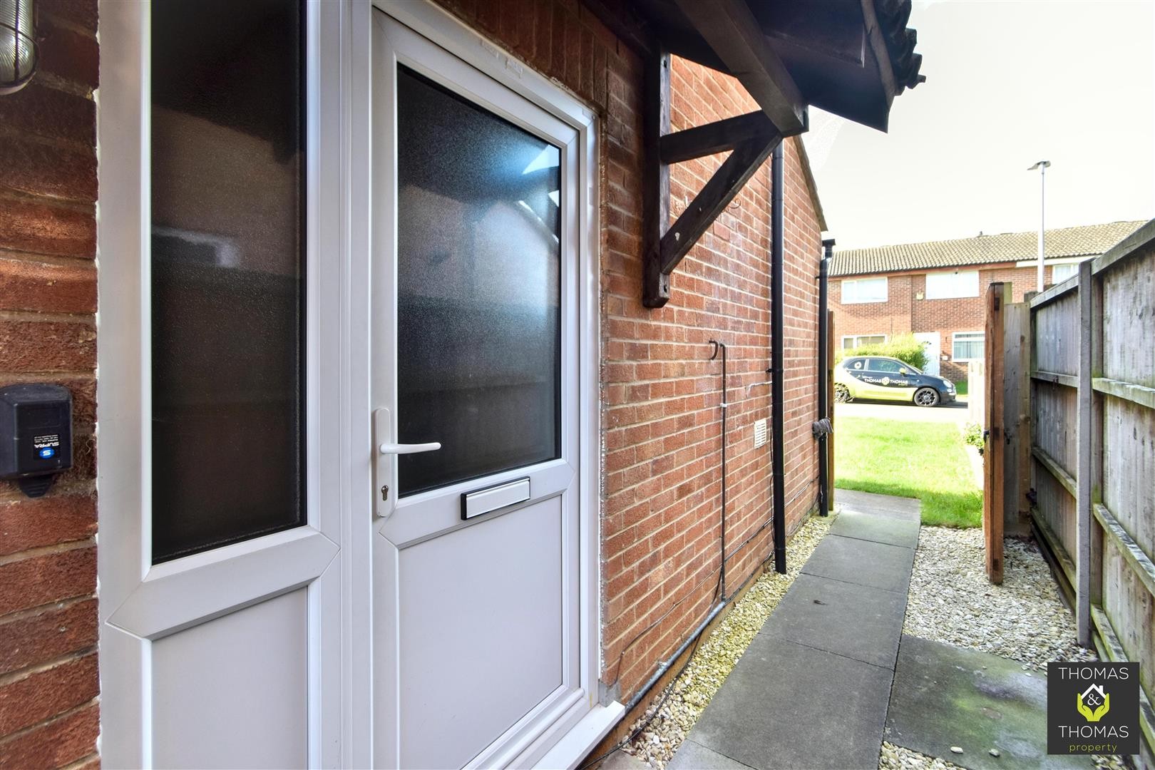 Druids Oak, Quedgeley image 13