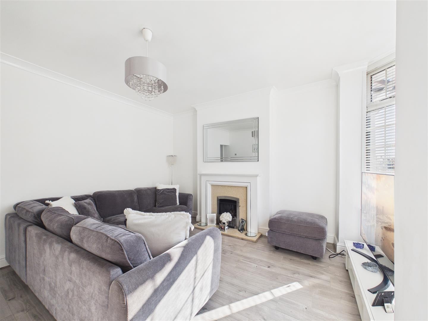 Croft Road, Nuneaton  ** OPEN HOUSE SATURDAY THE 11TH, PLEASE CALL TO BOOK YOUR APPOINTMENT ** image 3