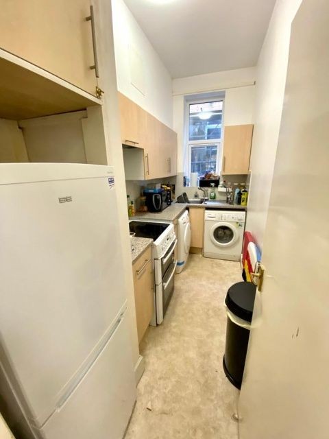 66d Clarkegrove Road, Ecclesall image 3
