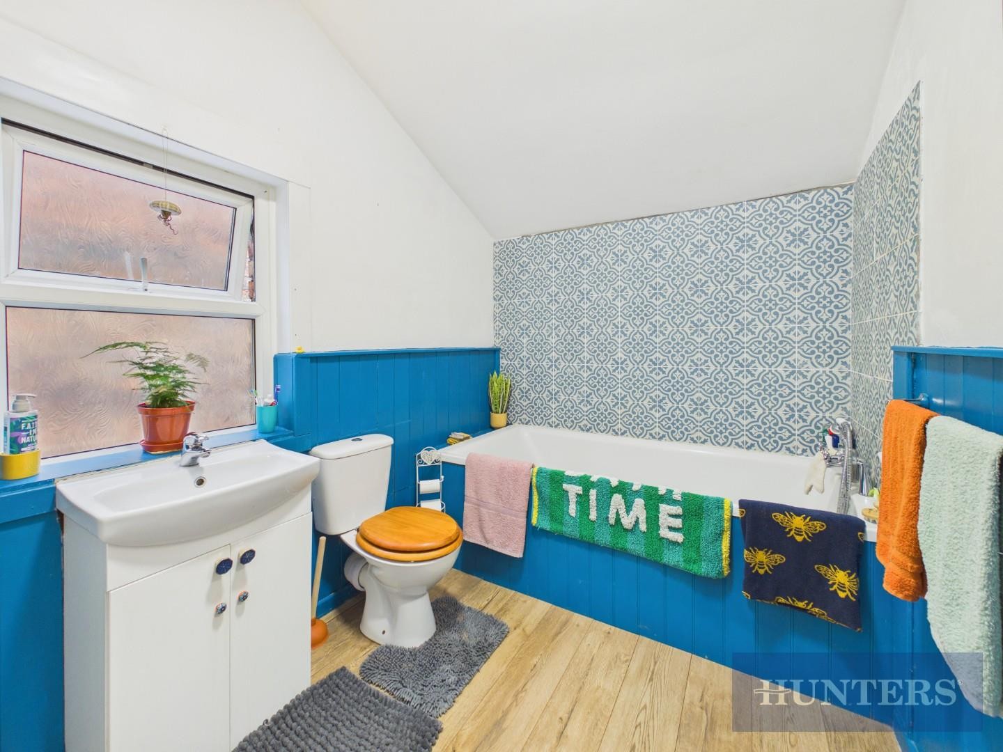 Spring Bank, Scarborough image 12