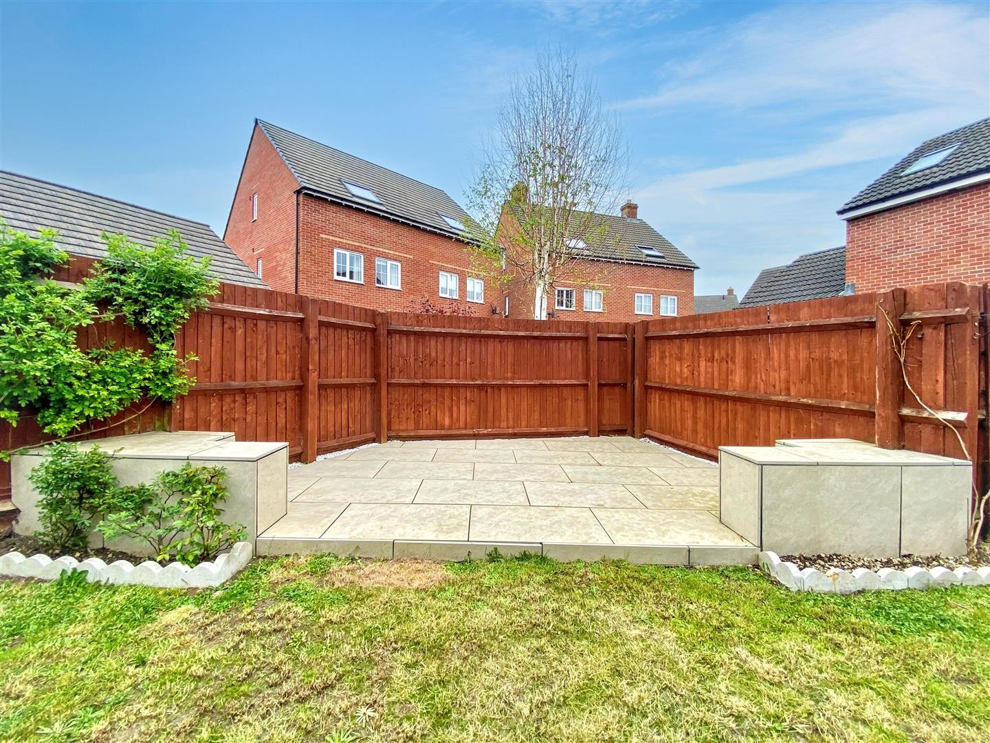 Catherine Place, Longford image 6