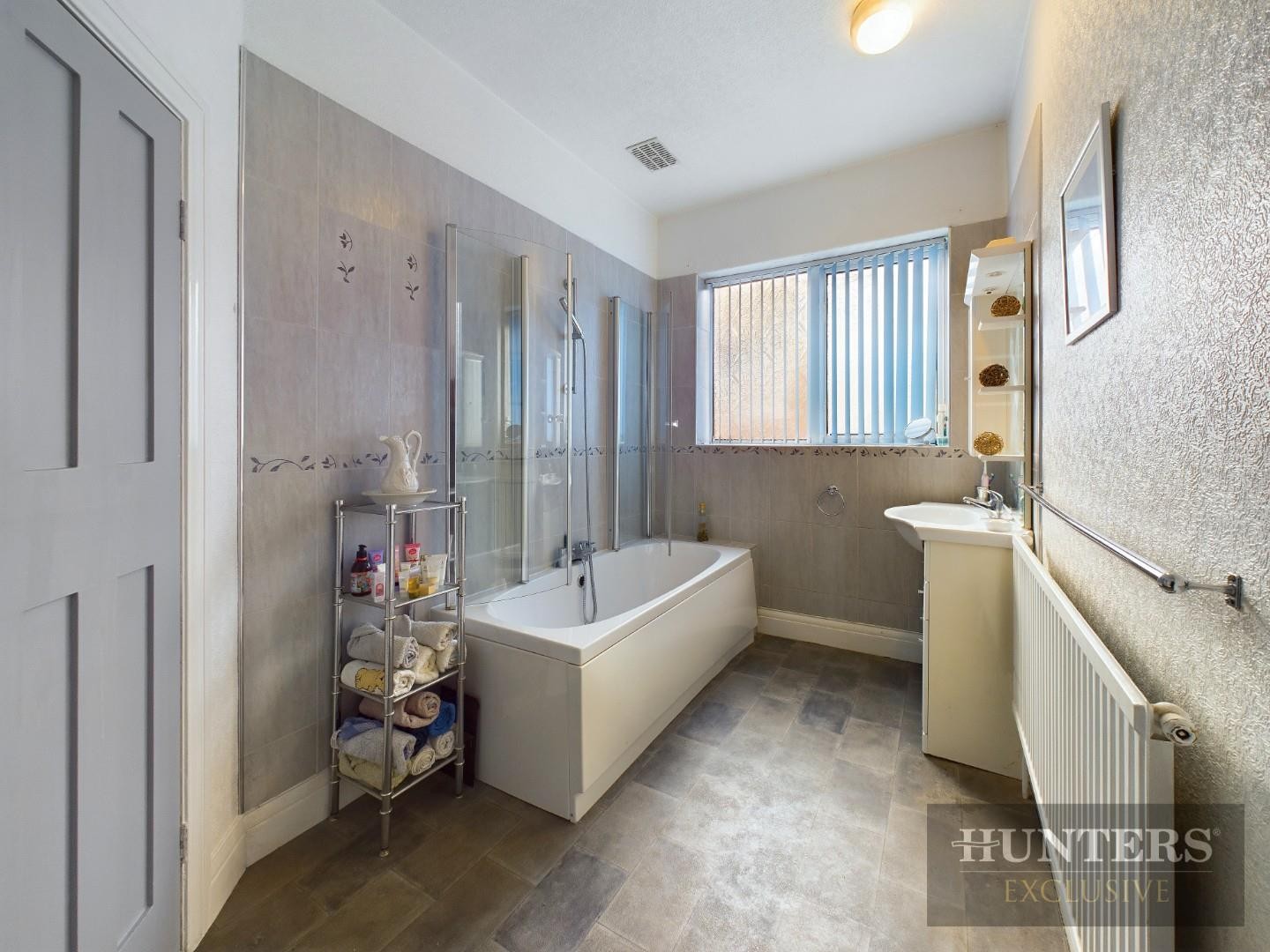 Scalby Road, Scarborough image 25