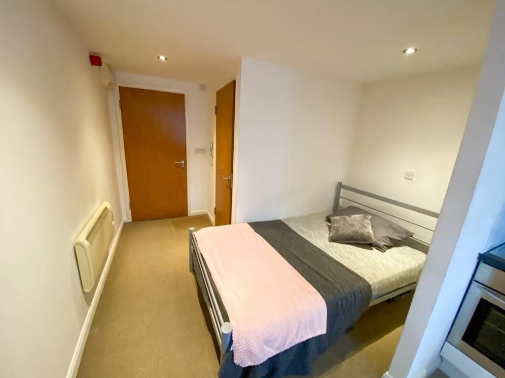 Studio 3 Filey Lane, Broomhall image 4