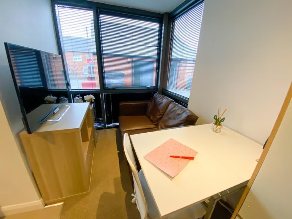 Studio 3 Filey Lane, Broomhall image 5