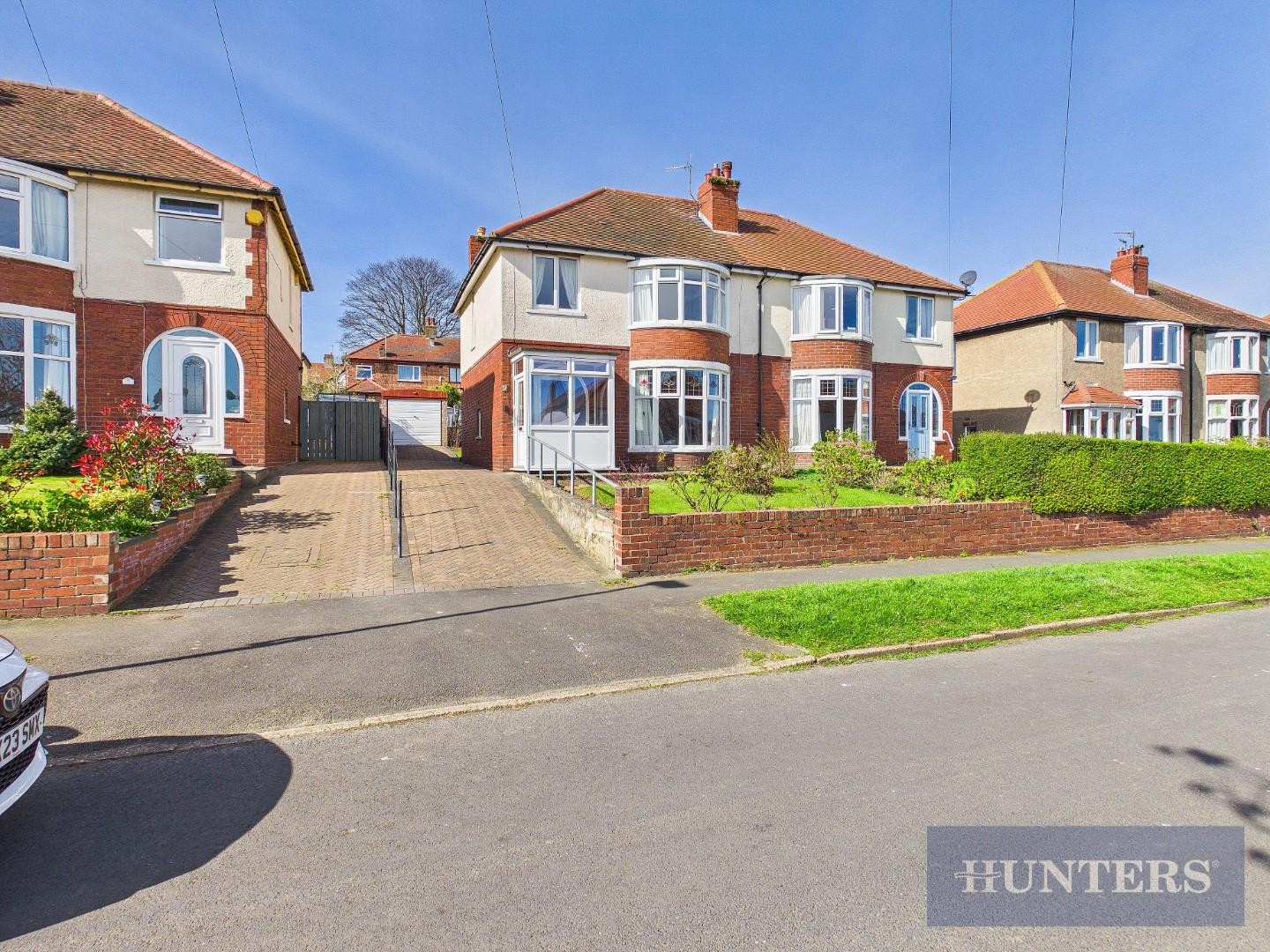 Newlands Park Road, Scarborough image 1