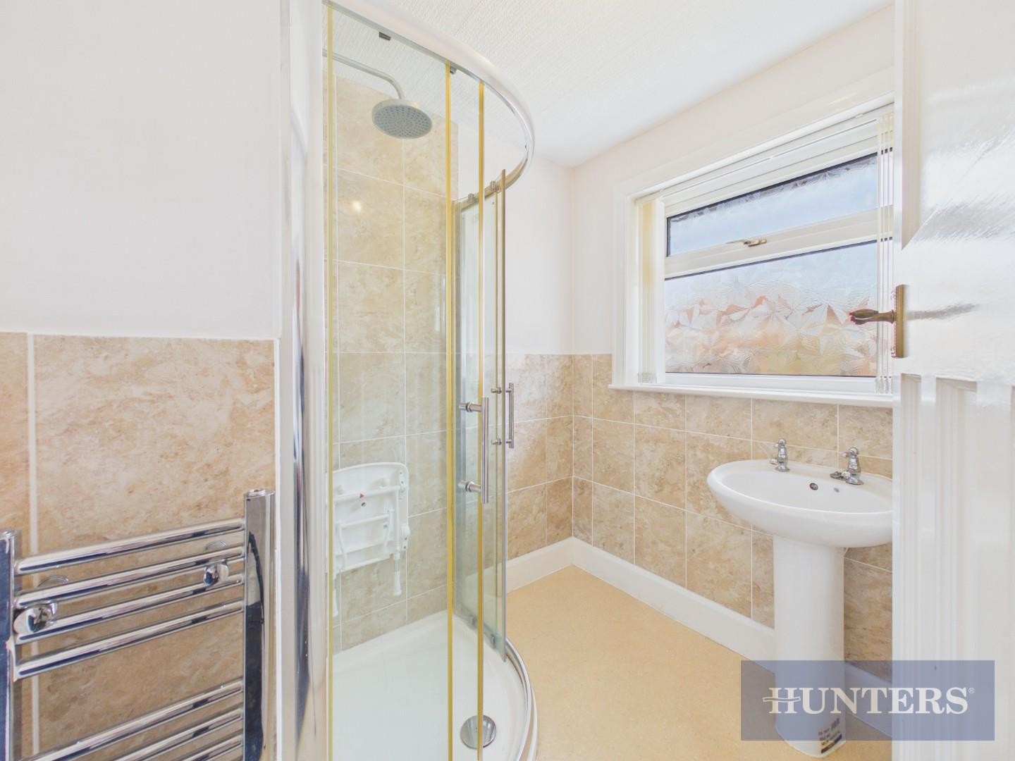 Newlands Park Road, Scarborough image 13