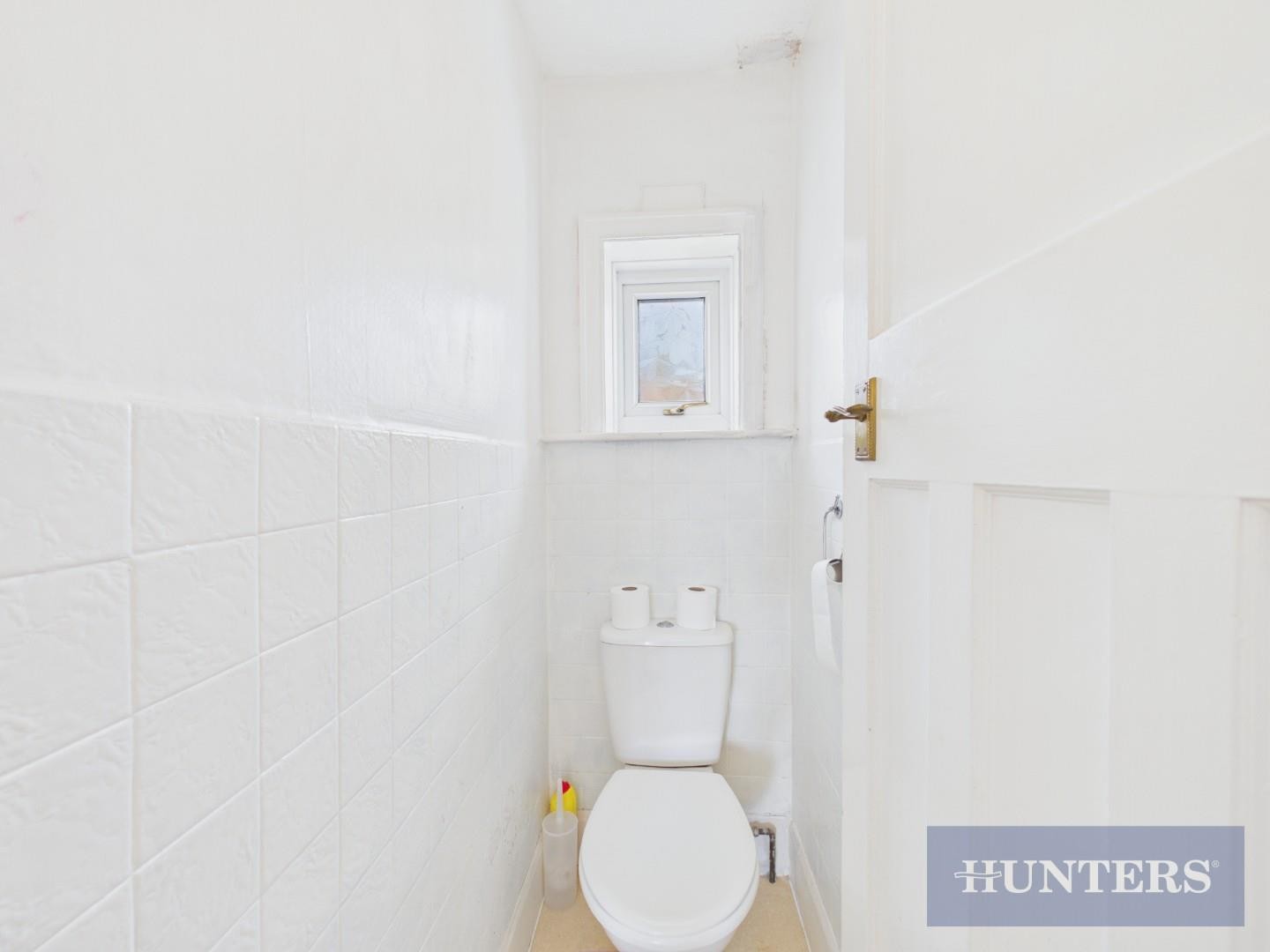 Newlands Park Road, Scarborough image 14