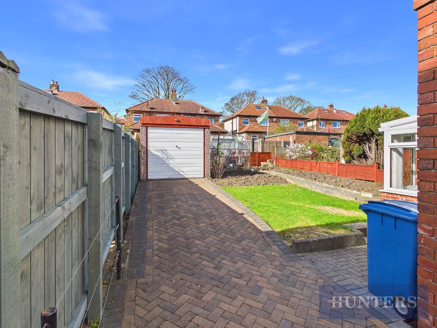 Newlands Park Road, Scarborough image 16