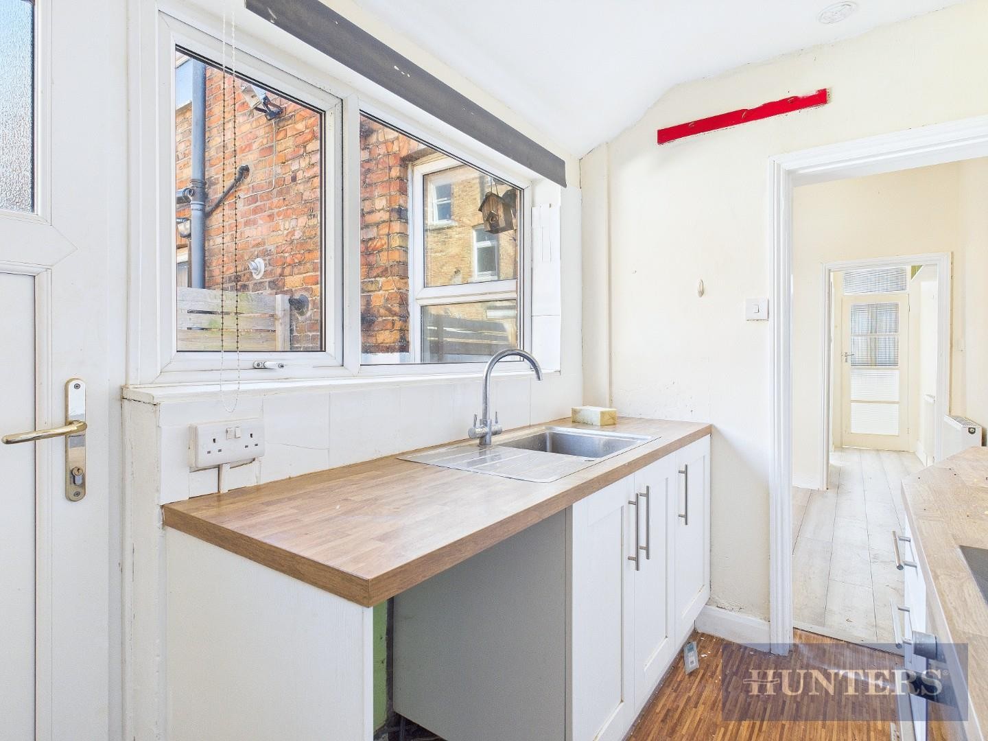 Trafalgar Terrace, Scarborough image 11