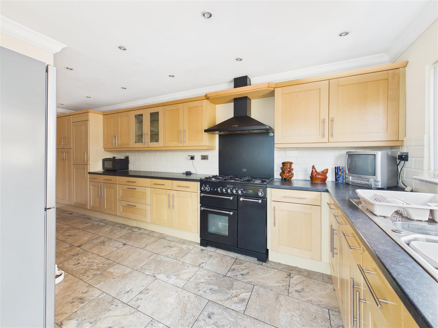 Wildmoor Close, Longford, Coventry *No Chain* image 7