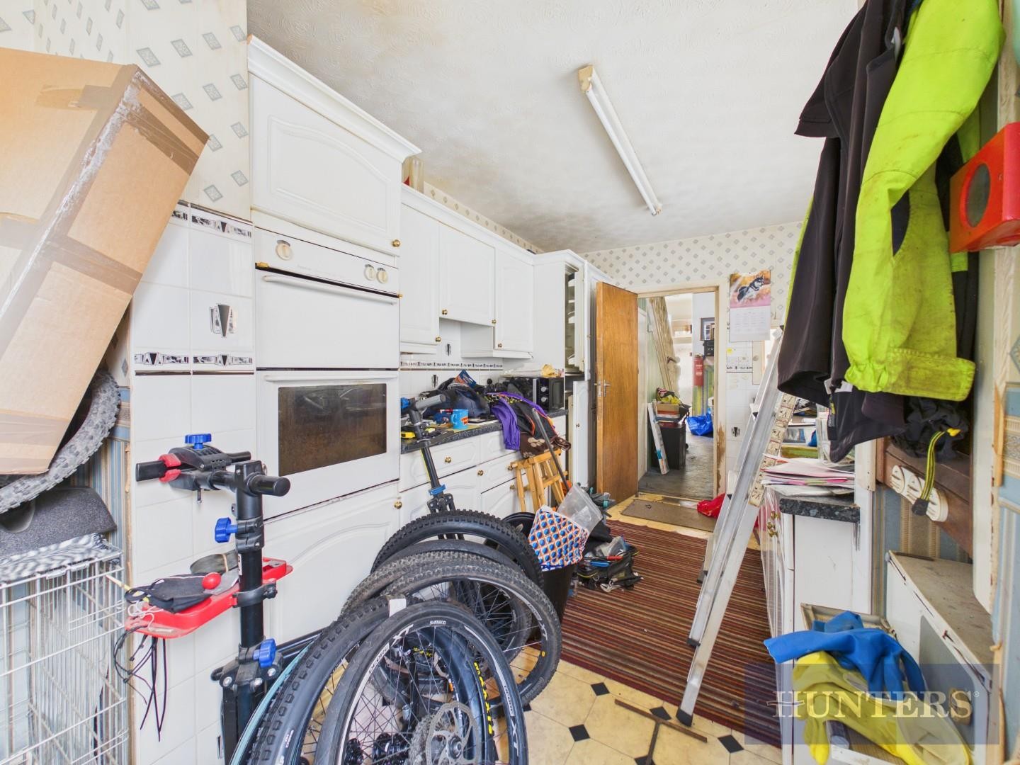 Dean Road, Scarborough image 7