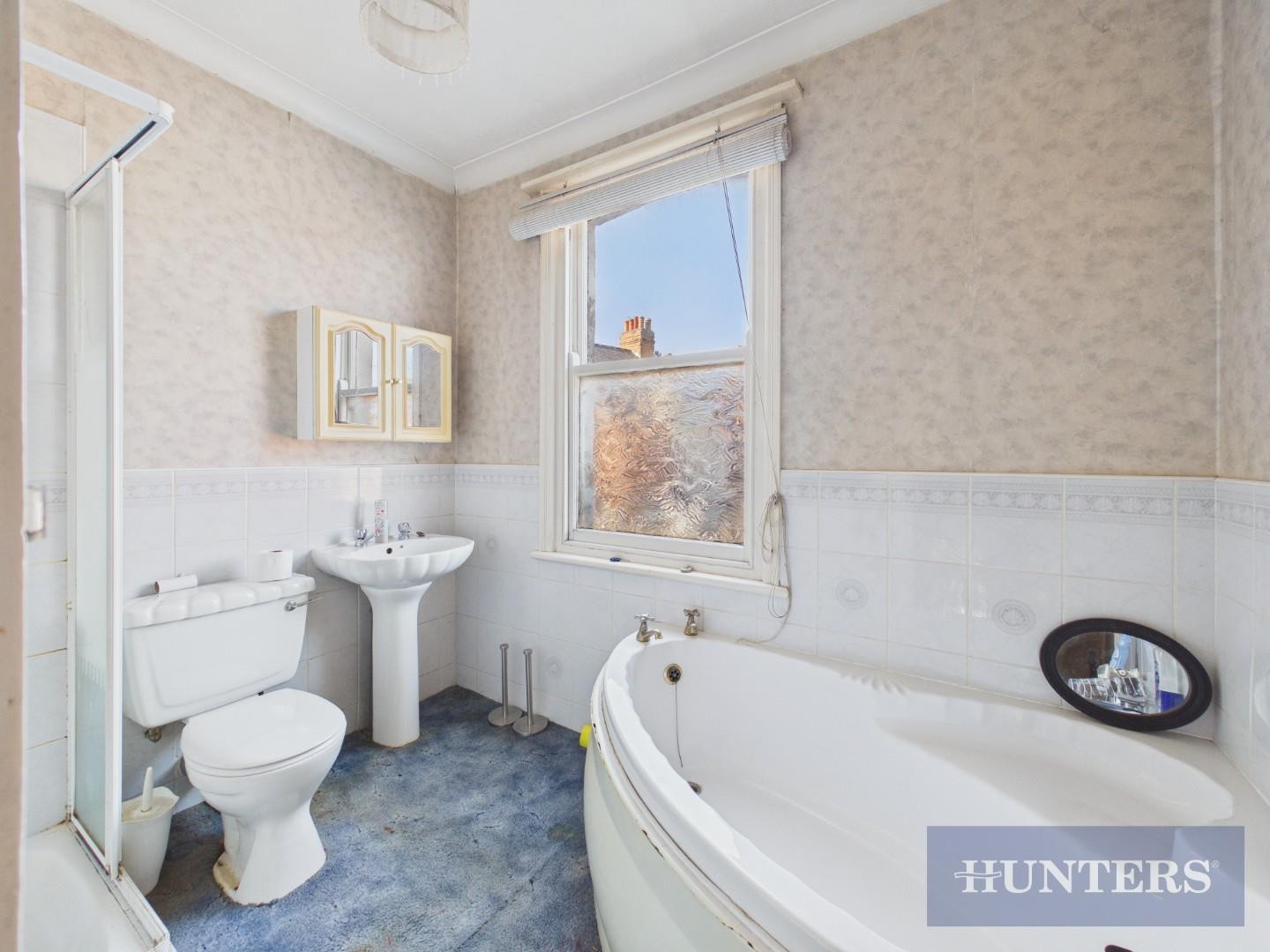 Dean Road, Scarborough image 9