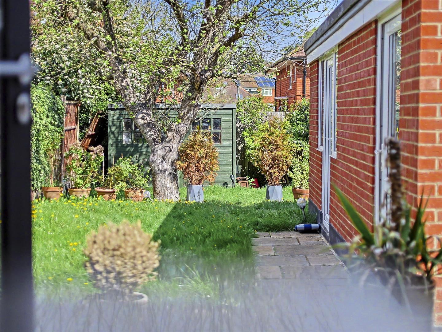 Hawkwood Crescent, Chingford image 21
