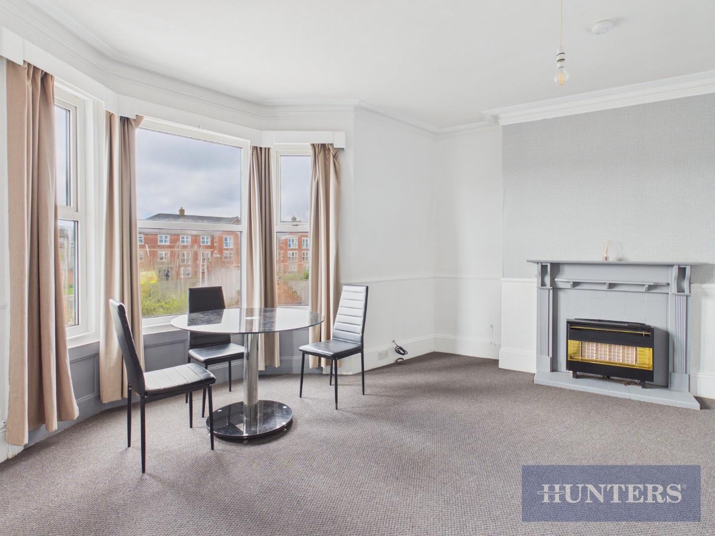 Dean Road, Scarborough image 3