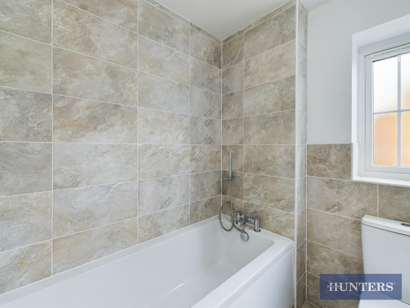 Shield Way, Eastfield, Scarborough image 15