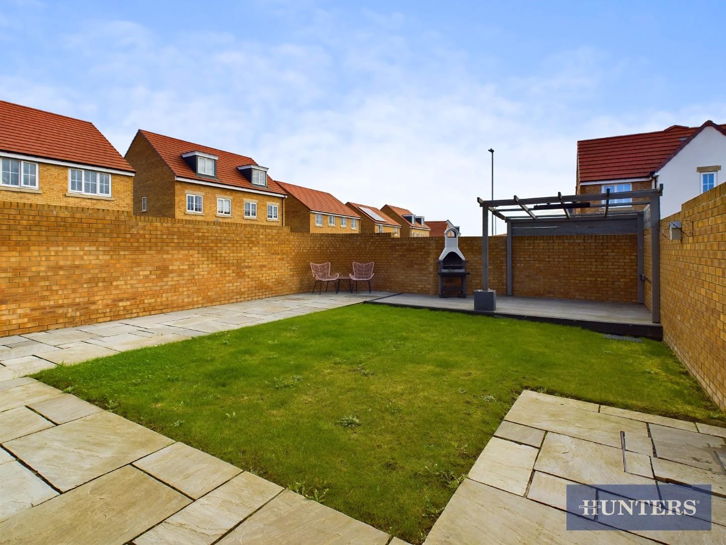 Shield Way, Eastfield, Scarborough image 18