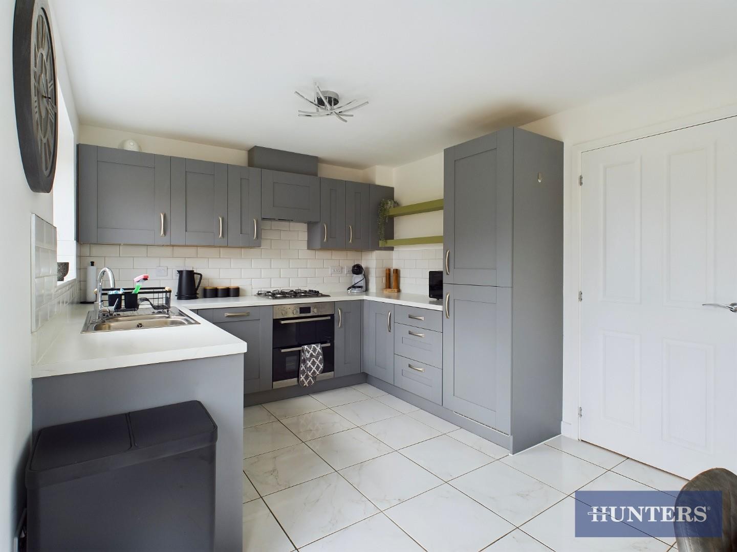 Shield Way, Eastfield, Scarborough image 4