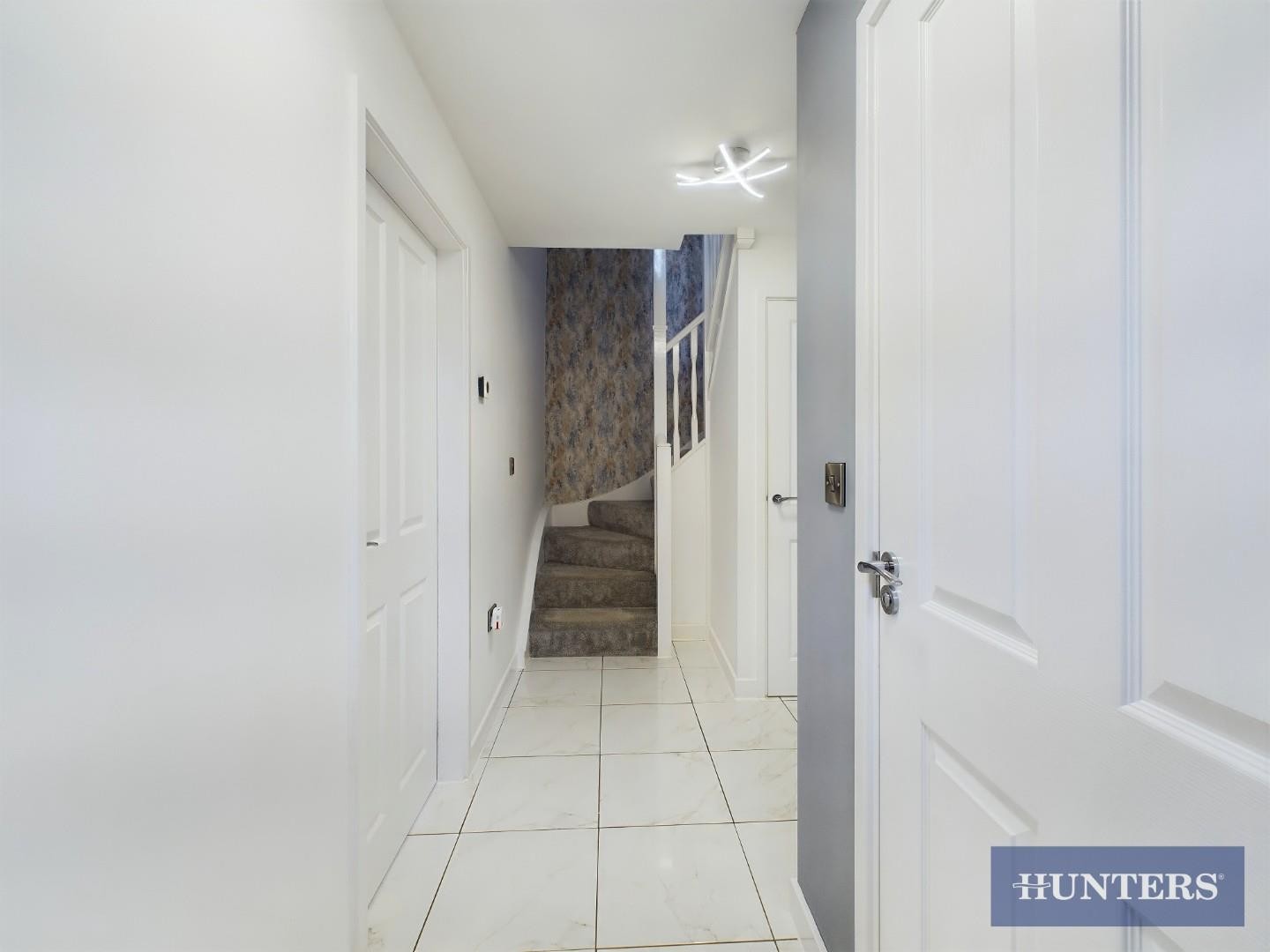 Shield Way, Eastfield, Scarborough image 8