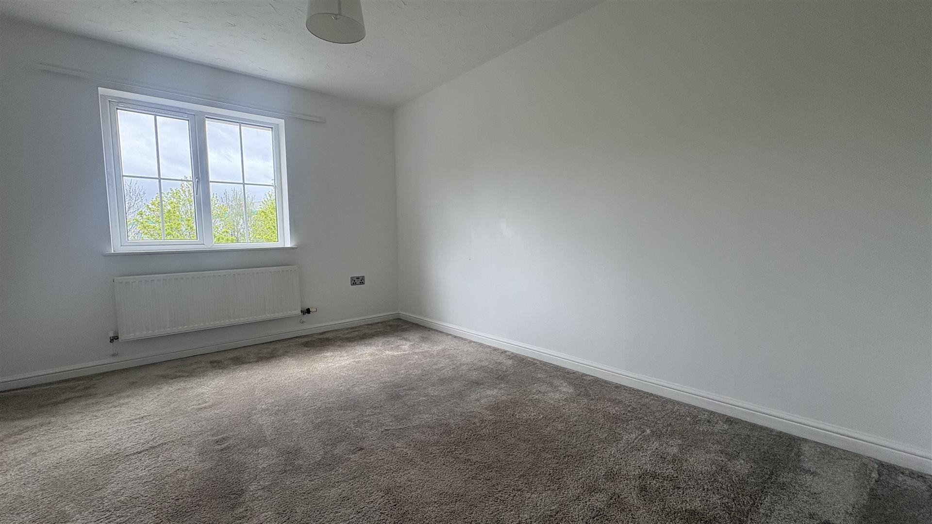 Woods Piece, Keresley End, Coventry image 9