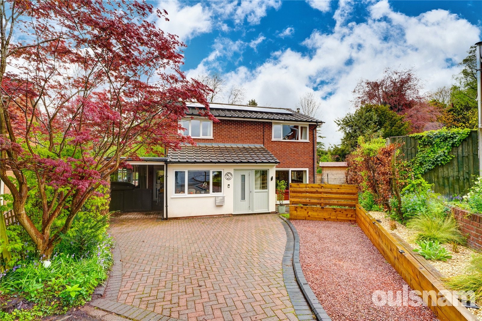 Manor Close, Droitwich, Worcestershire image 1