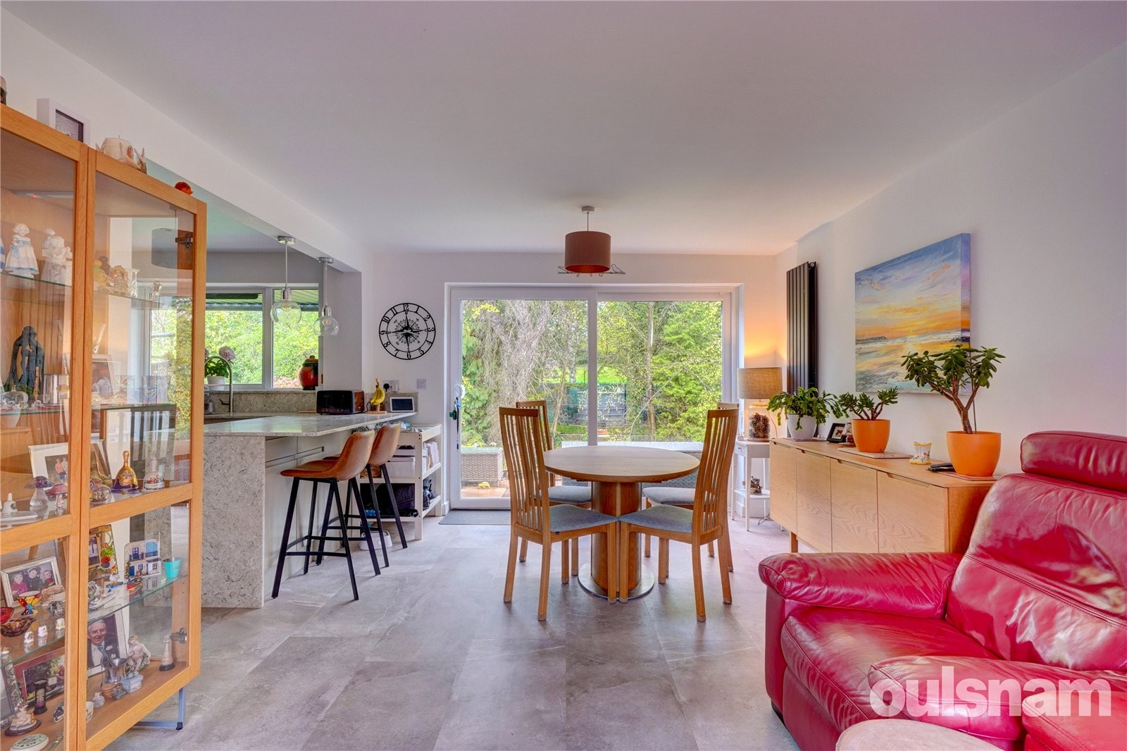 Manor Close, Droitwich, Worcestershire image 7