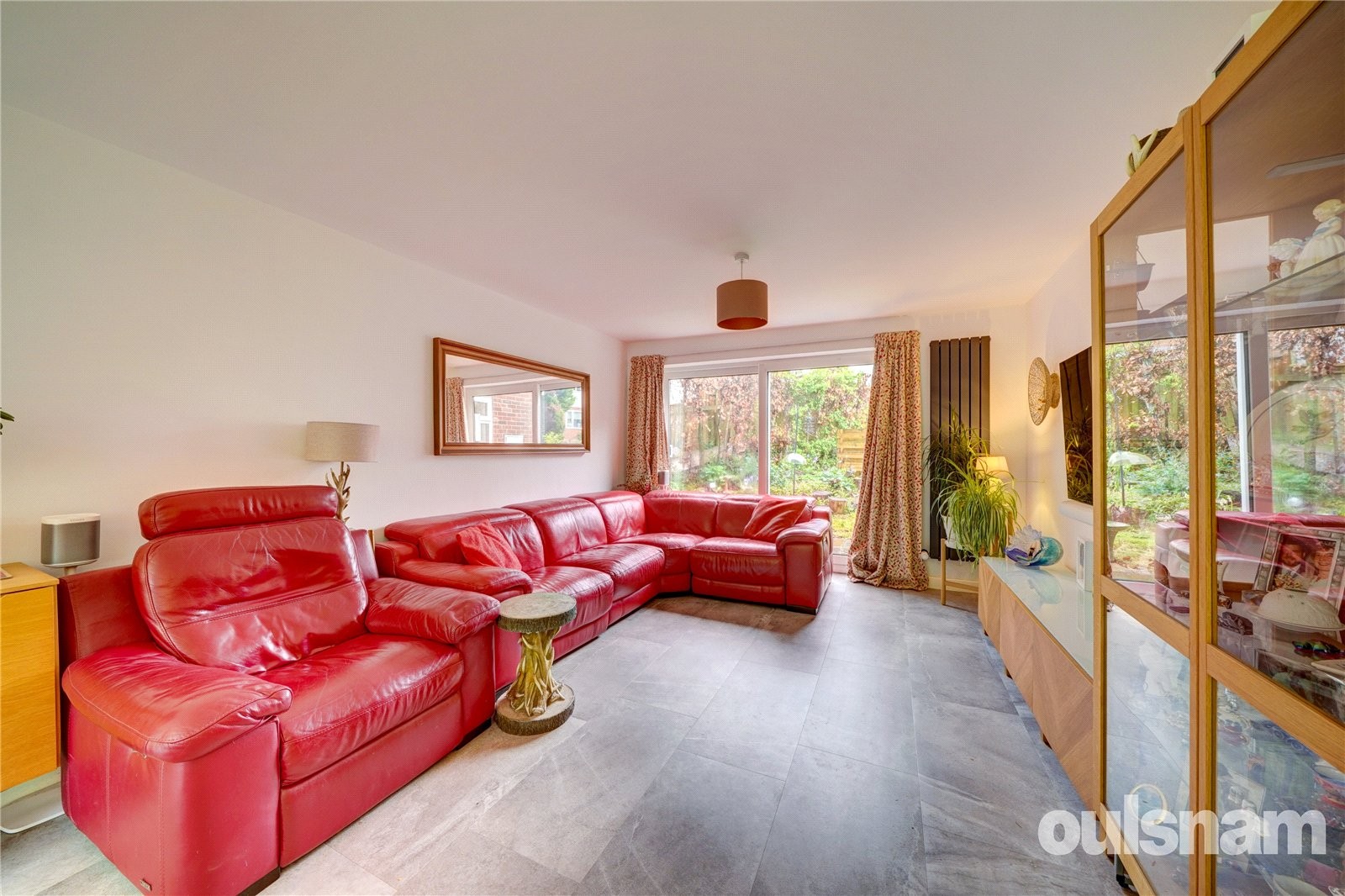 Manor Close, Droitwich, Worcestershire image 8