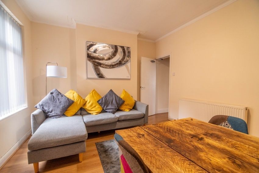 219 Sharrowvale Road, Ecclesall image 3