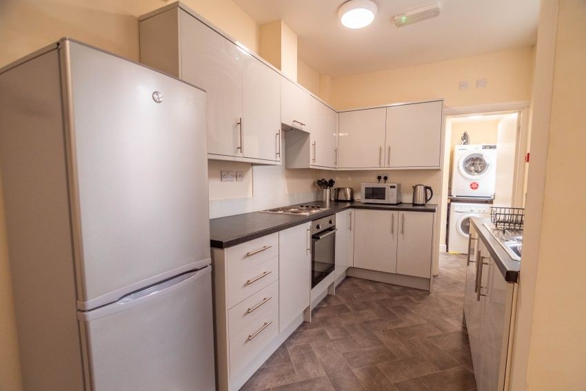 219 Sharrowvale Road, Ecclesall image 4